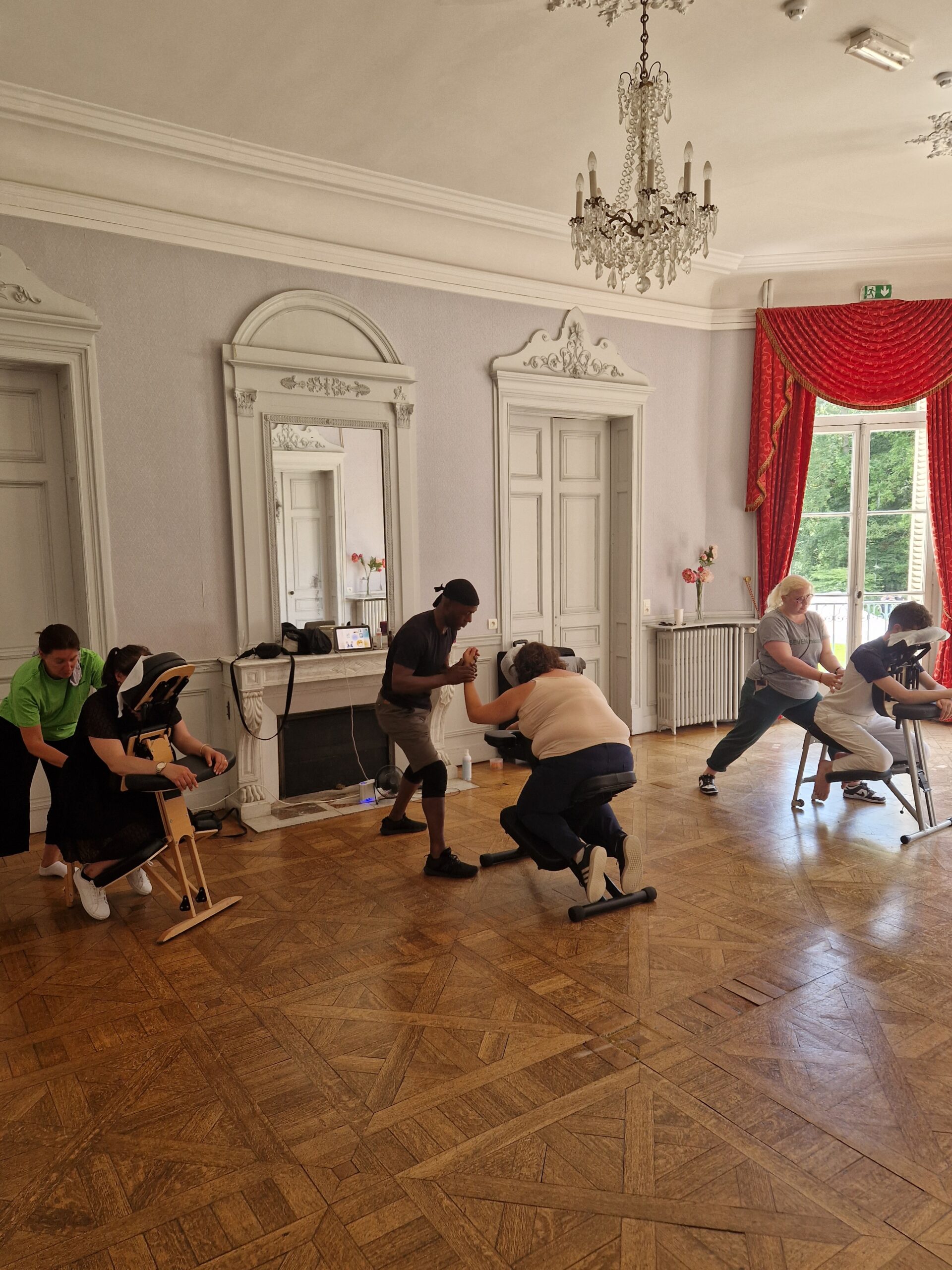 Massage Amma assis sur chaise