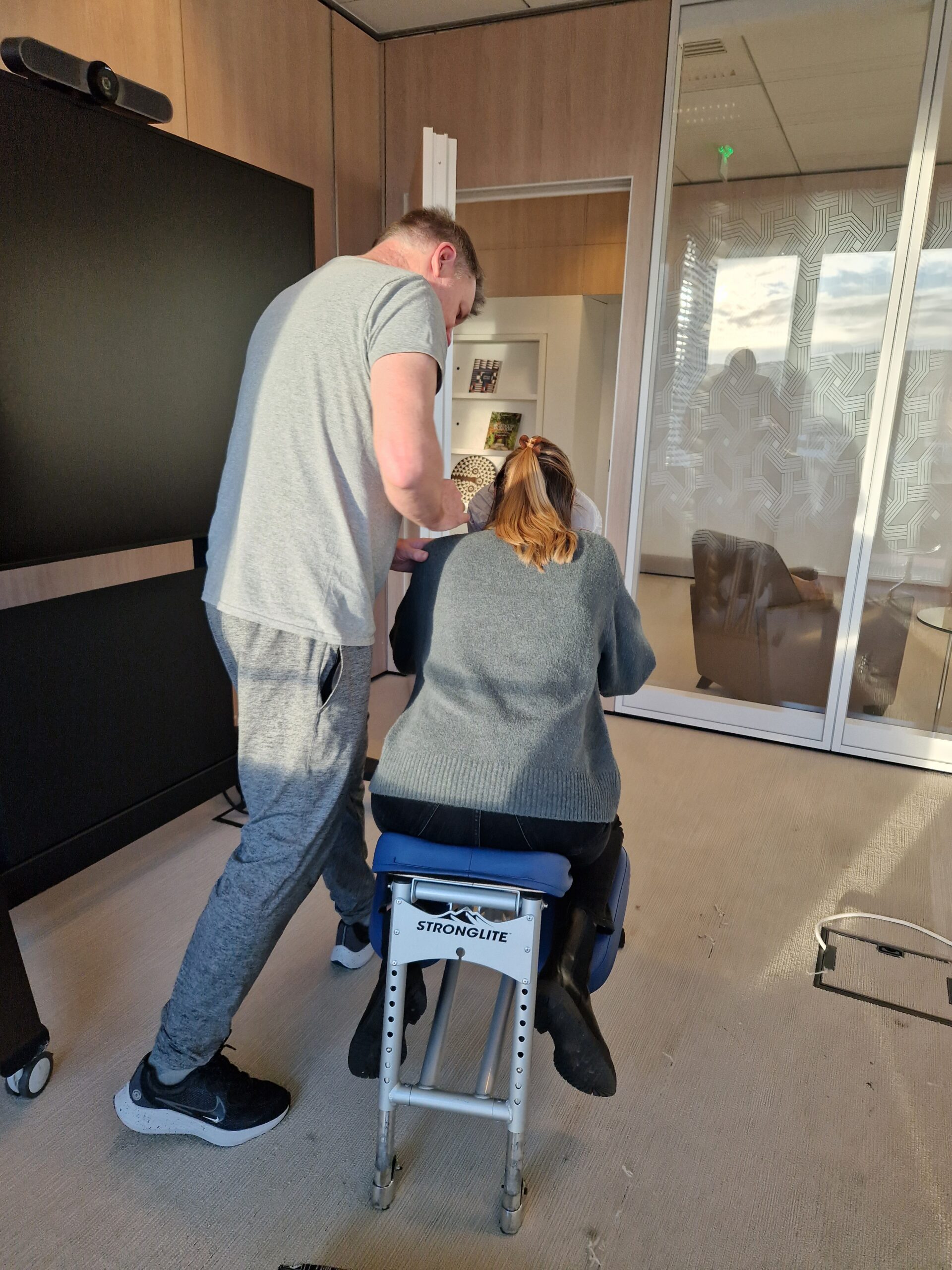 Massage Amma assis sur chaise